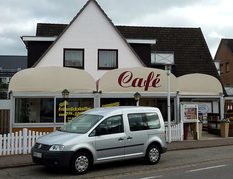 File:Büsum, Antares Hotel (01).jpg