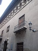 Barbastro - Palacio de los Hermanos Argensola. JPG