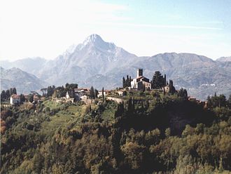 Barga facing the Alps. Barga Alps.jpg