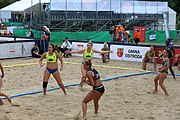 Deutsch: Beachhandball Europameisterschaften 2019 (Beach handball Euro); Tag 3: 4. Juli 2019 – Frauen, Hauptrunde Gruppe II, Ukraine-Italien 2:0 (20:16, 20:16) English: Beach handball Euro; Day 3: 4 July 2019 – Women Main Round Group II – Ukraine-Italy 2:0 (20:16, 20:16)