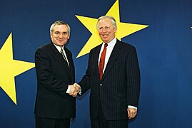 Bertie Ahern 1997.jpg