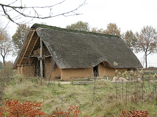 Nagebouwd huis uit de Trechterbekertijd