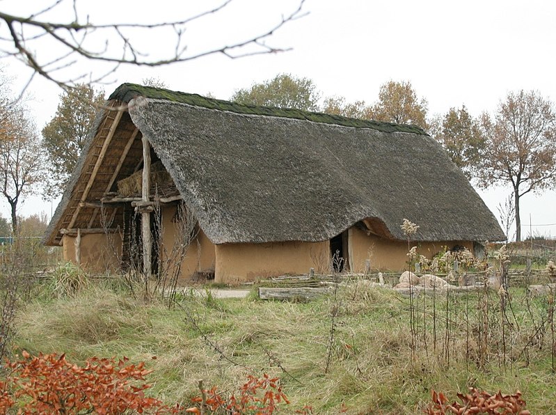 File:Borger neolithisch huis.jpg