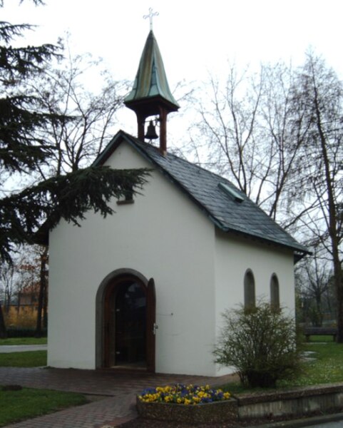 File:Brühl-Kapelle.jpg