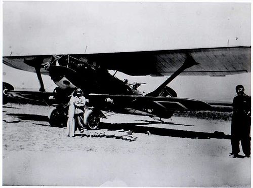 Sabiha Gokcen holding a bomb before the bombardment mission over Dersim with her Breguet 19. Breguet 19 Sabiha.jpg