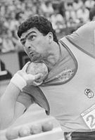 Udo Beyer, am Beginn einer sehr erfolgreichen Karriere, belegte Rang acht – in den Jahren danach wurde er unter anderem Olympiasieger 1976, Europameister 1978/1982 und Weltrekordinhaber