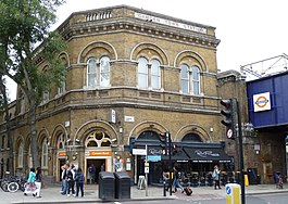 Станция Camden Road, сентябрь 2016 г. 01.jpg 