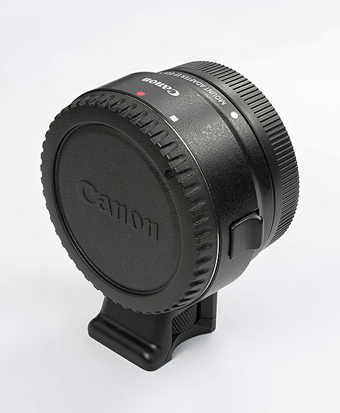 File:Canon Lens Mount Adapter EF-EOS M-capped-front oblique-fs PNr°0732.jpg