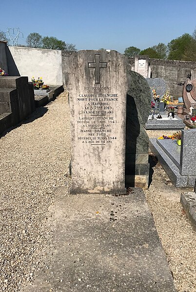 File:Cimetière de Tramoyes (Ain, France) en avril 2018 - tombe famille Branche.jpg