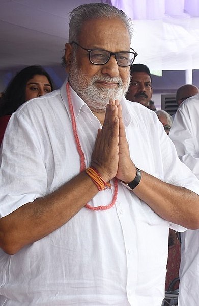 File:Collage of Ratha Jatra and Head of States Governor and CM (cropped).jpg