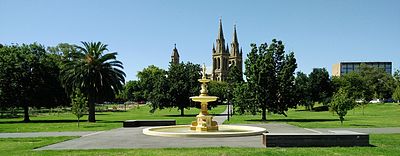 Looking north-east Creswell Gardens Fountain-wide.jpg