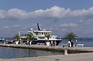 Deutsch: Kroatien, Brijuni, Hafen mit der Fähre nach Fažana English: Croatia, Brijuni, harbour with ferry to Fažana