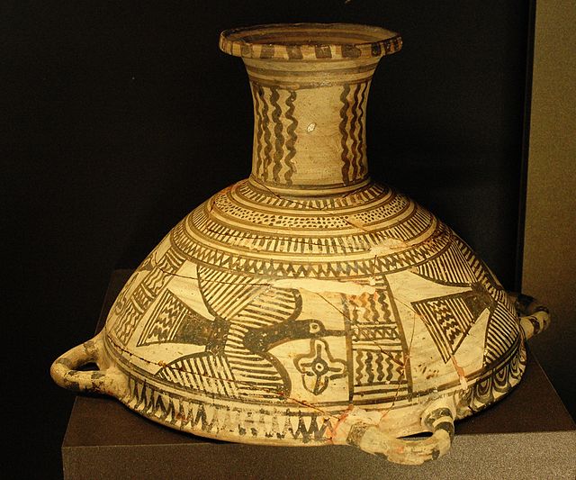 Boeotian cup from Thebes painted with birds, 560–540 BC (Louvre)