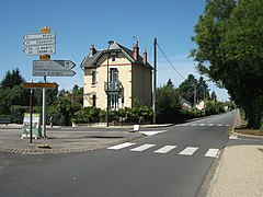 Route départementale 953 en direction de Bourbon-l'Archambault