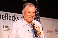 Dan Quayle speaking at a "Politics on the Rocks" event in Scottsdale, Arizona in 2012