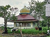 Banjar: Kubah makam Datu Saleh, ulama matan Belawang, Barito Kuala, Kalimantan Selatan. Bahasa Indonesia: Pusara dari Datu Saleh, ulama dari Belawang, Barito Kuala, Kalimantan Selatan. English: Tomb of Datu Saleh, a cleric from Belawang subdistrict, Barito Kuala Regency, South Kalimantan.