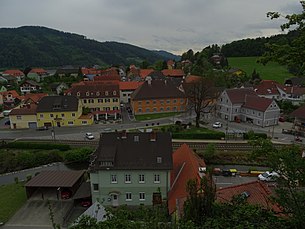 Blick vom Kirchberg in Richtung Süden auf das Ortszentrum.