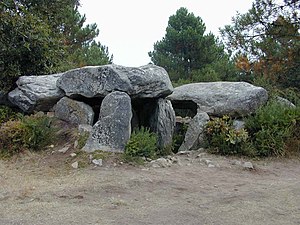 Megalith: Large stone used to build a structure or monument