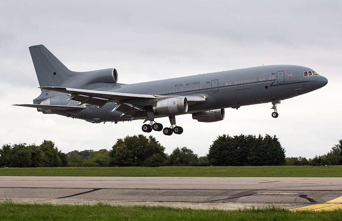 File:EGVN - Lockheed L-1011 Tristar K1 - Royal Air Force - ZD948  (47170320411).jpg - Wikimedia Commons