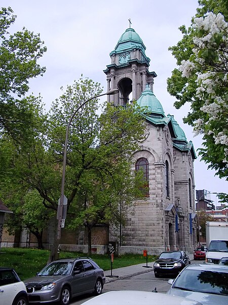 File:Eglise Saint-Henri Montreal 01.jpg