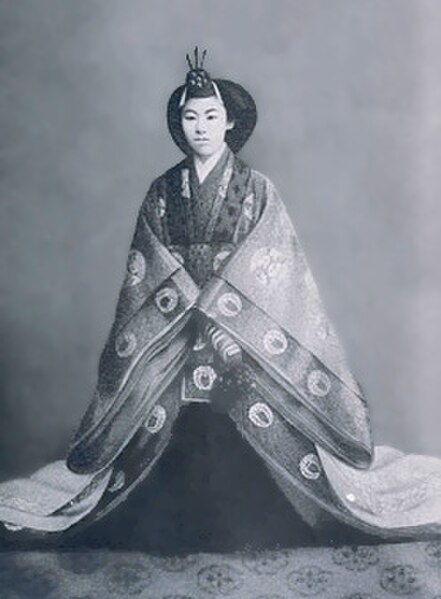 The newly enthroned Empress Sadako in jūnihitoe, 1912