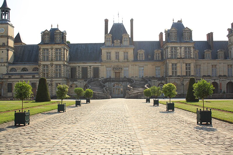 File:Fontainebleau 04.jpg