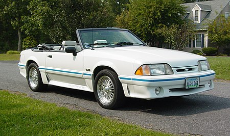 ไฟล์:Ford_Mustang_GT_convertible_(third_generation).jpg