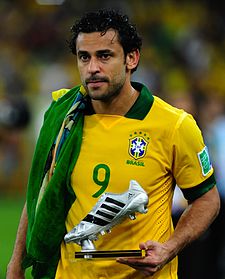 פרד במדי ברזיל, עם נעל הכסף של גביע הקונפדרציות 2013