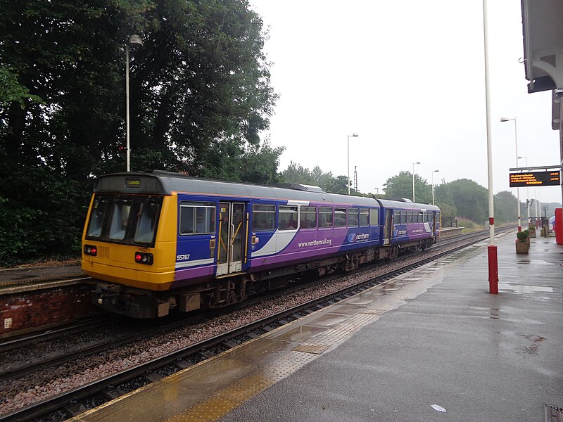 File:Garforth railway station (19th July 2014) 009.JPG