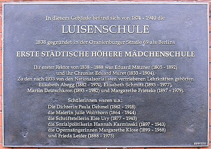 Placa conmemorativa en recuerdo de Else Ury en Ziegelstraße 12 (Berlín-Mitte)