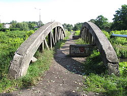 Gliwice, most Górnośląskich Kolei Wąskotorowych nad Kłodnicą w pobliżu ul. Panewnickiej (3).JPG