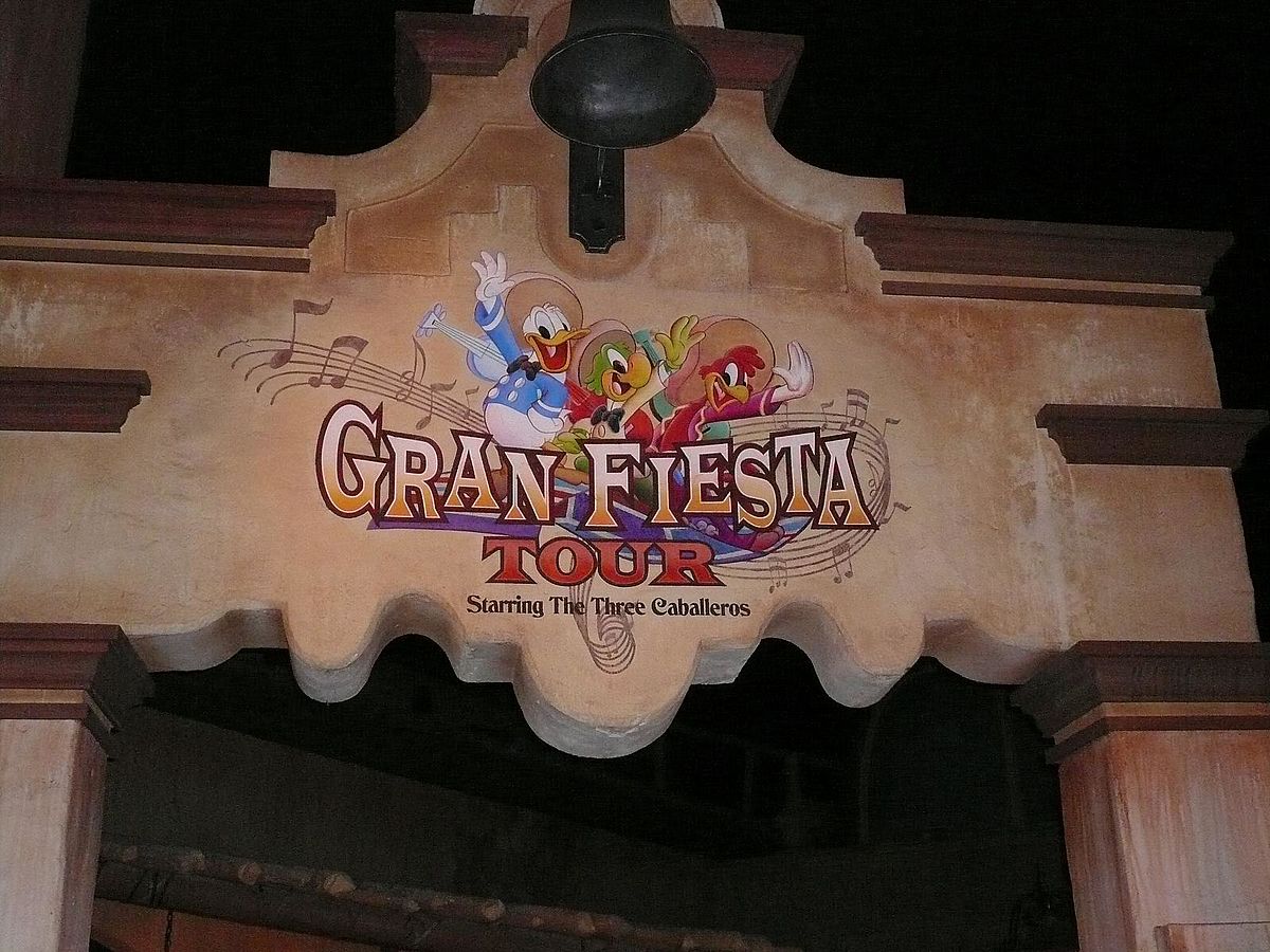 Gran fiesta tour starring the three caballeros photos