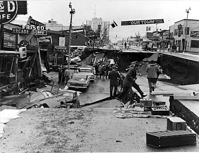 De aardbeving van 1964 verwoestte grote delen van Anchorage
