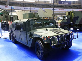 File:HMMWV VS.jpg - Wikimedia Commons