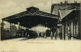 Train en gare de Rotterdam-Blaak vers 1900.