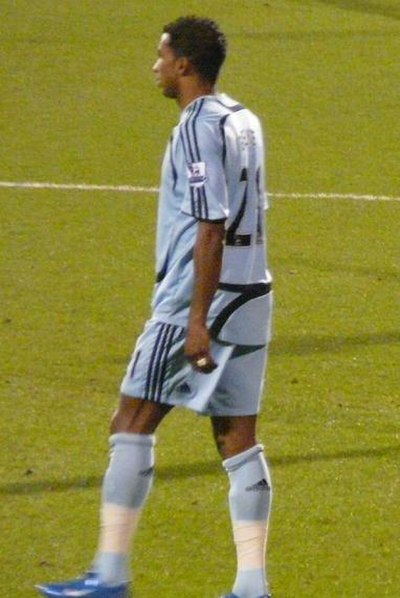 Beye playing for Newcastle United in 2007