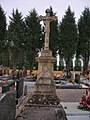 Сільський цвинтар