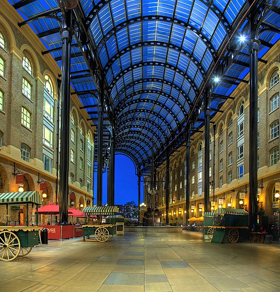 File:Hay's Galleria - September 2007.jpg