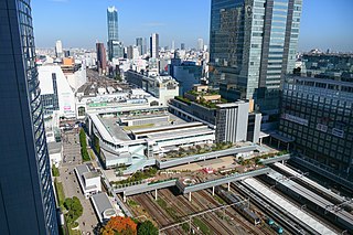 <span class="mw-page-title-main">Shinjuku Station</span> Major railway and metro station in Tokyo, Japan