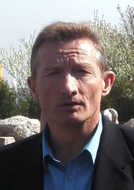 Jean-François Caron, 2010 (cropped).jpg