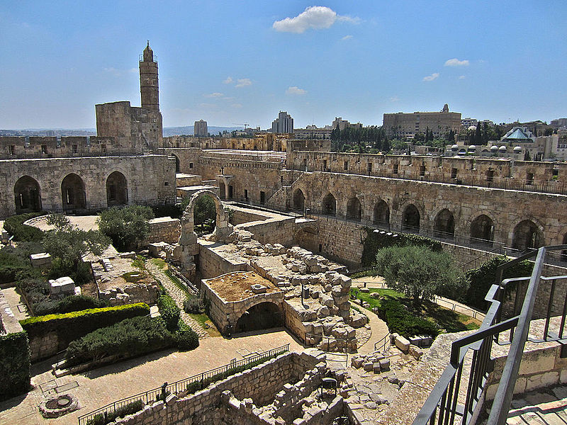 File:Jerusalem Inside the citadel- archeological gardens (6036375530).jpg