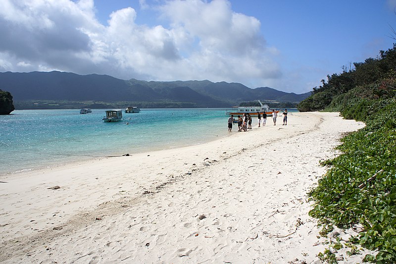 File:Kabira Bay Ishigaki Island21bs5s4410.jpg