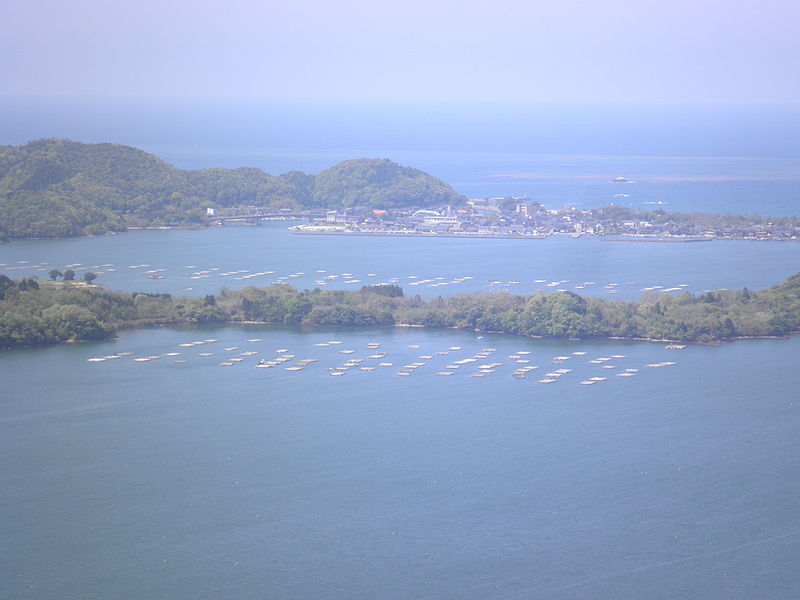 File:Kumihama Bay2.JPG