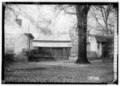 LOOKING SOUTH AT PART OF OLD KITCHEN. SERVANT'S HOUSE ON LEFT, SMOKE HOUSE ON RIGHT - C. W. Dunlap House, 237 Wilson HABS ALA,32-EUTA,12-7.tif