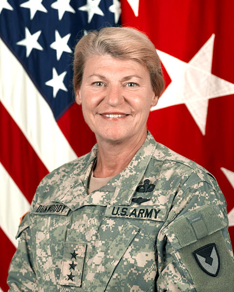 File:LTG Ann E. Dunwoody 2008.jpg