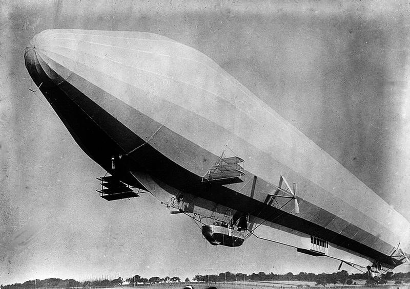 File:LZ7 passenger zeppelin mod.jpg