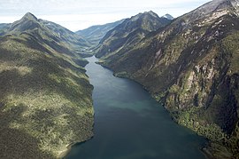 Lago Negro aérea - panoramio - Sam Beebe-Ecotrust.jpg