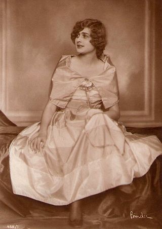 <span class="mw-page-title-main">Lee Parry</span> German actress (1901–1977)