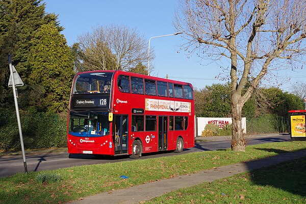 Stagecoach London Alexander Dennis Enviro400 in Romford in February 2023