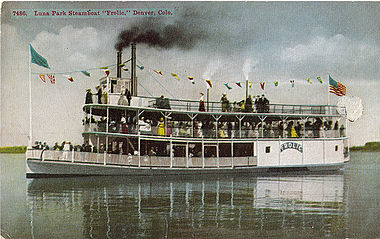 Manhattan Beach (1881-1908) und Luna Park (1908-1914) zeigten beide Bootsattraktionen.